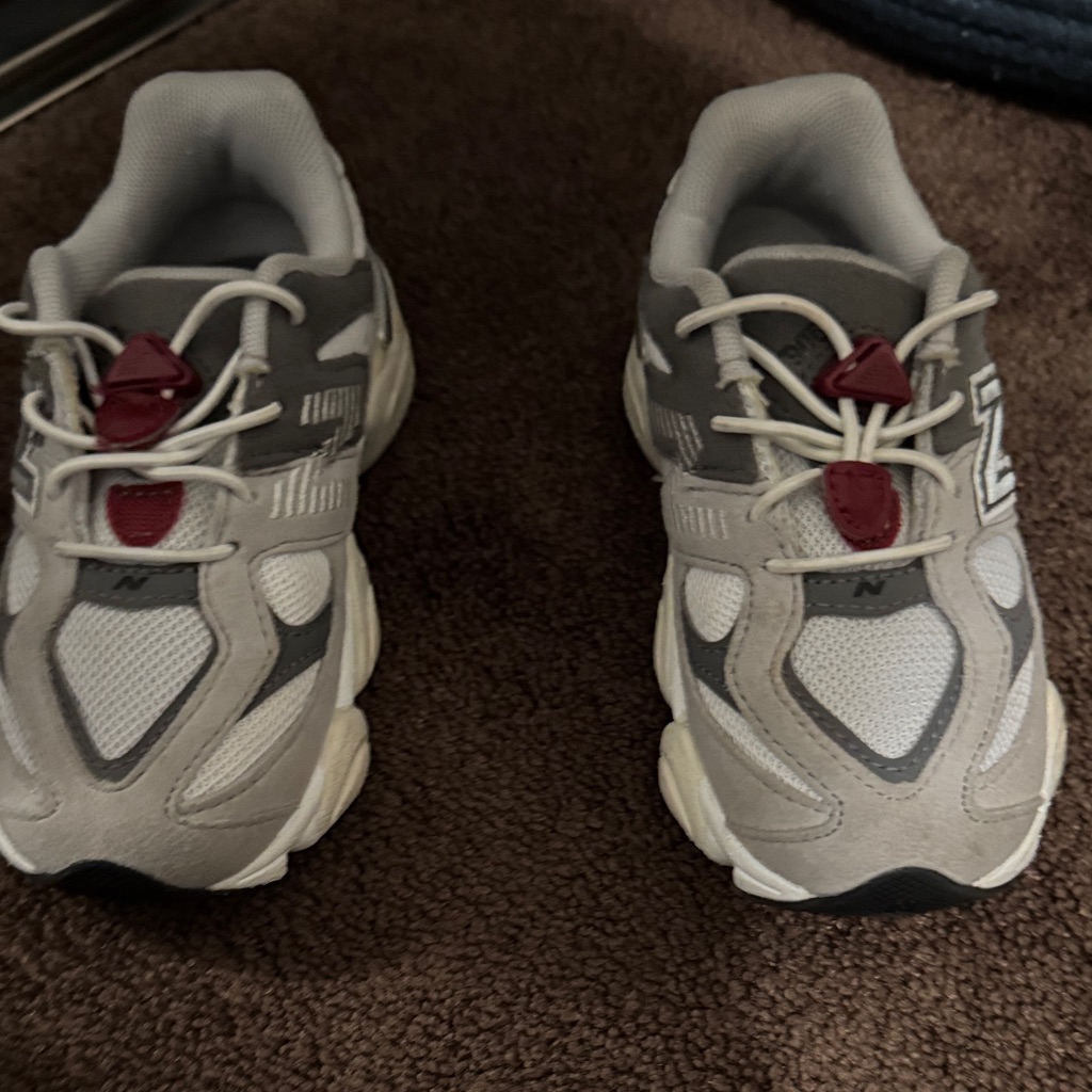 New Balance 9060